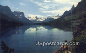 Lake St Mary in Glacier National Park, Montana