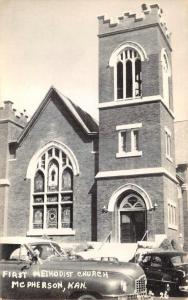 MCPHERSON, KS Kansas    FIRST METHODIST CHURCH   Cars    c1950's B&W Postcard