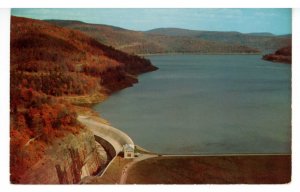 NY - Downsville. Pepacton Reservoir, Delaware River