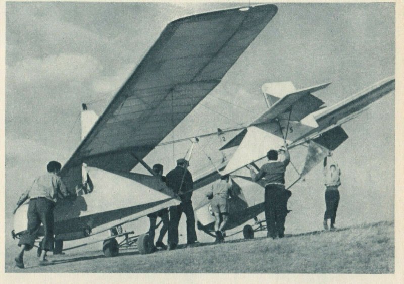 Czech Republic, 1940-50s ; Transport klzakov na start, Airplane