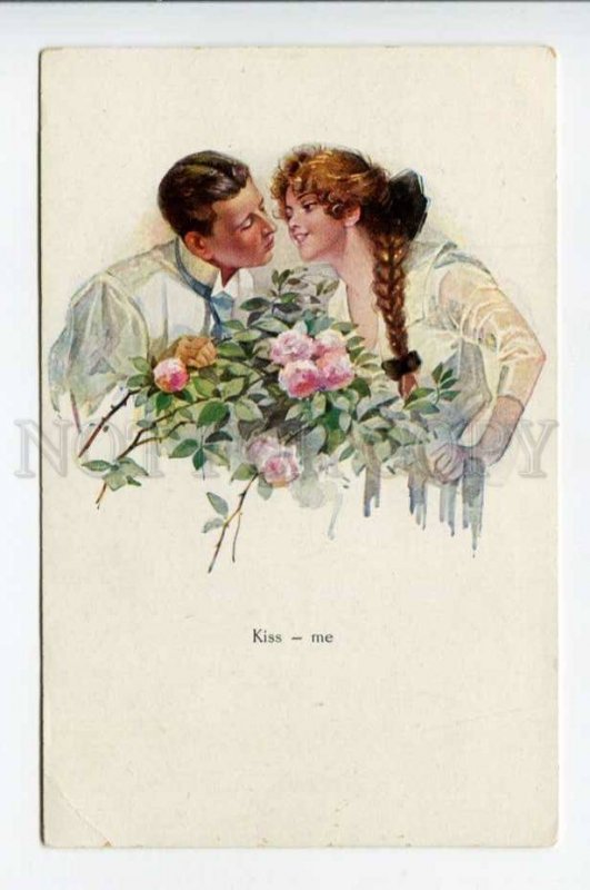 422931 Kiss me Lovers w/ ROSES by FISHER Vintage postcard