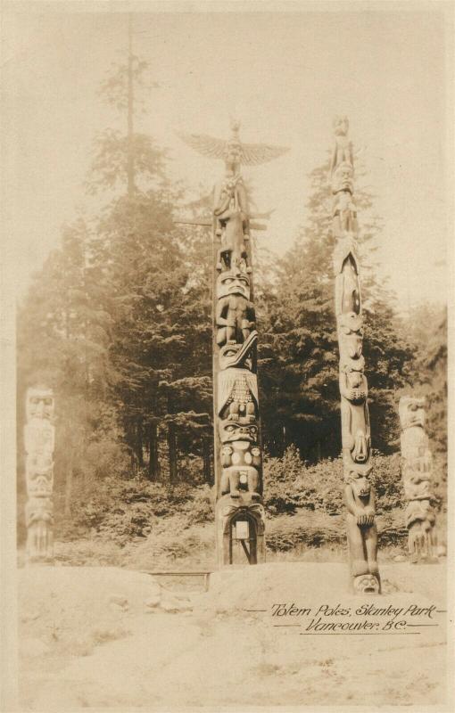 INDIAN TOTEM POLES STANLEY PARK CANADA ANTIQUE REAL PHOTO POSTCARD RPPC 