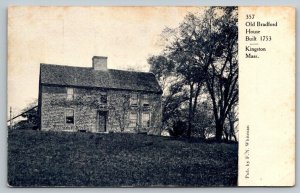 Old Bradford House  Kingston Massachusetts  Postcard  c1907