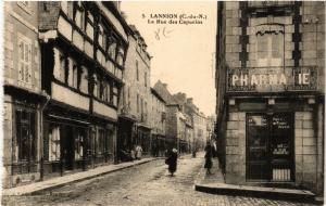 CPA LANNION - La Rue des Capucins (630269)