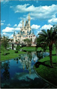 Vtg Walt Disney World Cinderella Castle Magic Kingdom Orlando FL Postcard