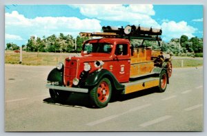 Fire Truck Engine - Fireman Postcard - Zandvoort - Netherlands - 1936 Ford