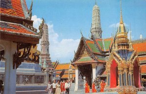 MIN0109 thailand bangkok emerald buddha temple pagoda