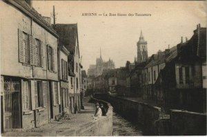 CPA AMIENS - La Rue Basse des Tanneurs (121199)