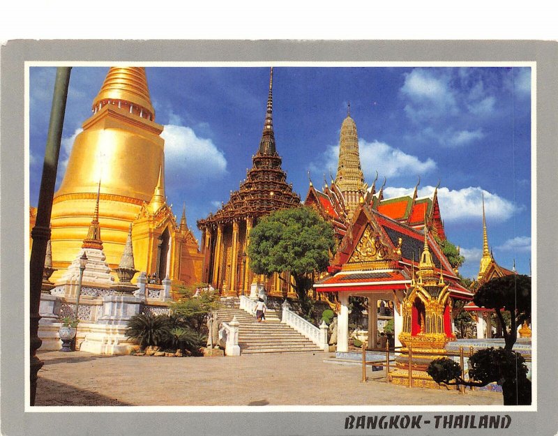 Lot 3 thailand bangkok golden pagodaemerald buddha temple mondhop