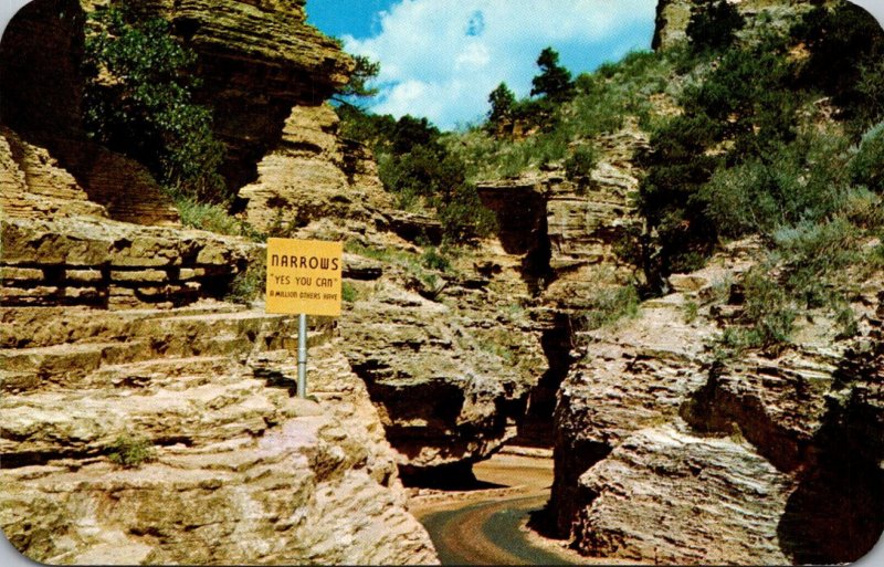 Colorado Manitou Springs The Narrows In Williams Canyon