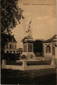 CPA Bleneau - Monument aux Morts - Cote Gauche FRANCE (960634)