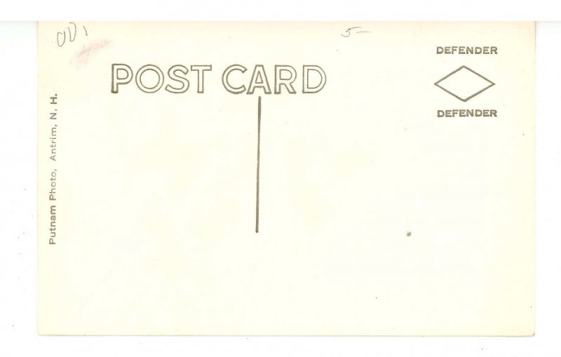 NH - Warren. Morse Museum, Interior Exhibits     RPPC