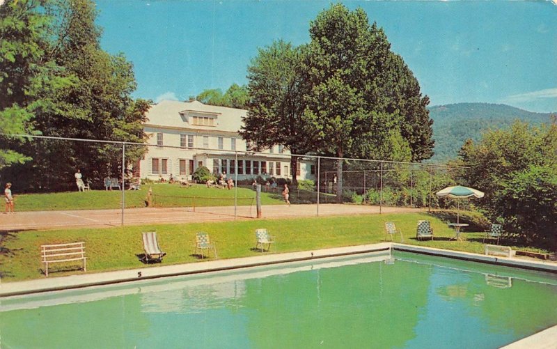 Clayton, GA Georgia  BYNUM HOUSE HOTEL~COTTAGES Pool View  ROADSIDE  Postcard