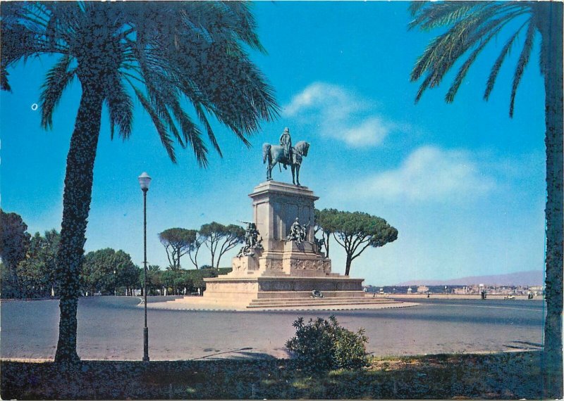 Postcard Italy Roma Gianicolo Monumento a Garibaldi