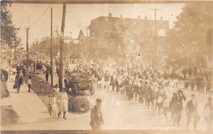 H27/ Ravenna Ohio RPPC Postcard c1910 Parade Scene Crowd Patriotic 3