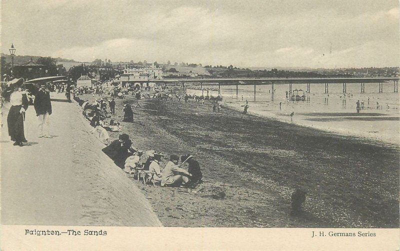 Postcard UK England Paignton, Devon the sands