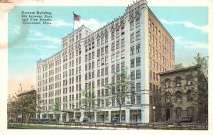 Cincinnati Ohio Doctors Building 8th Between Race & Vine Street Vintage Postcard