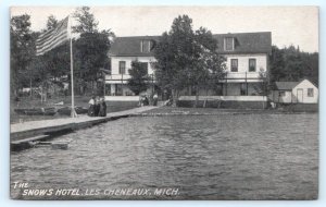 LES CHENEAUX, Michigan MI ~ THE SNOWS HOTEL Mackinac County c1910s Postcard