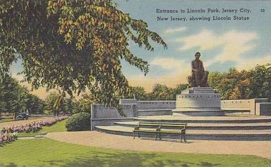 New Jersey Jersey City  Entrance To Lincoln Park Showing Lincoln Statue