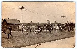1910's RPPC 4th OF JULY PARADE MITCHELL OREGON? PATRIOTIC ANTIQUE POSTCARD