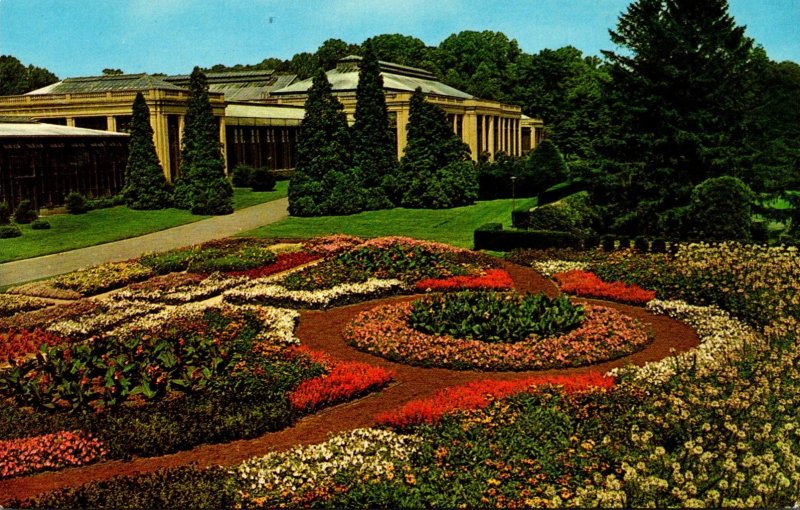 Pennsylvania Kennett Square Longwood Gardens Display Of Annuals Near Conserva...