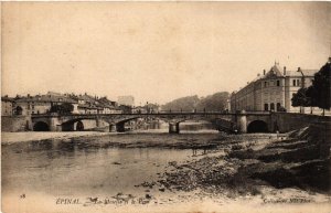 CPA ÉPINAL La Moselle et le Pont. (398371) 