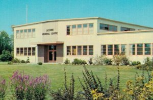 Canada The Lacombe Memorial Centre Lacombe Alberta Vintage Postcard 07.73