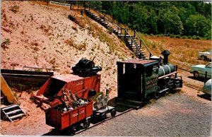 Postcard TRAIN SCENE Hancock Michigan MI AO6316