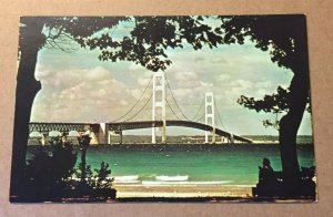 VINTAGE UNUSED POSTCARD  MACKINAC BRIDGE, MICHIGAN