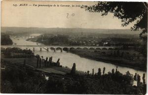 CPA AGEN-Vue panoramique de la Garonne les trois Ponts (251237)