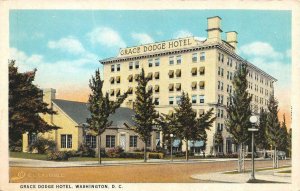 Washington, D.C.  GRACE DODGE HOTEL & Street View   c1920's Postcard