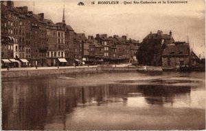 CPA Honfleur Quai Ste-Catherine et la Lieutenance FRANCE (1286026)