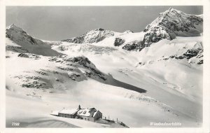 Mountaineering Austria Tyrol Wiesbadnerhutte refuge hut winter scenic