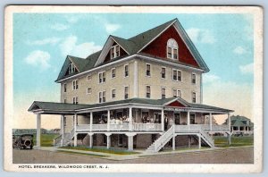 1920s HOTEL BREAKERS WILDWOOD CREST NEW JERSEY NJ PEOPLE ON FRONT PORCH POSTCARD