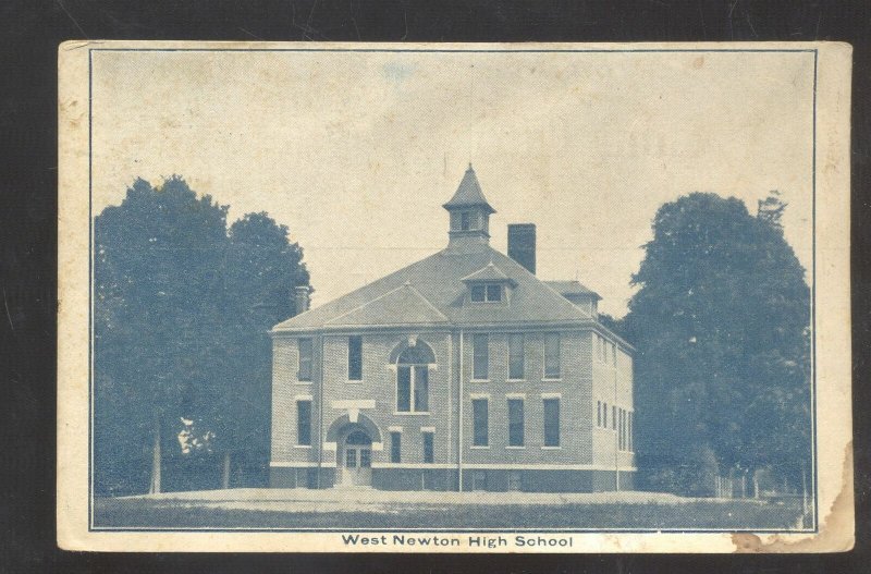 WEST NEWTON IOWA WEST NWTON HIGH SCHOOL BINTAGE POSTCARD