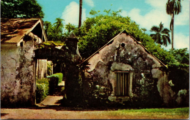 Vtg Oldest Building Located at Plaza De Espana Hagatna Guam Chrome Postcard 