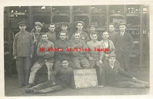 Czech Republic, RPPC, Odbrocka Z Dreu.Obrabeciho Odeleni, 1920, Workers