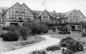 Del Mar California~Stratford Inn~Beautiful Gardens in Front~1921 RPPC