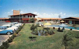 Thunderbird Lodge Motel US 80 Abilene Texas 1958 postcard