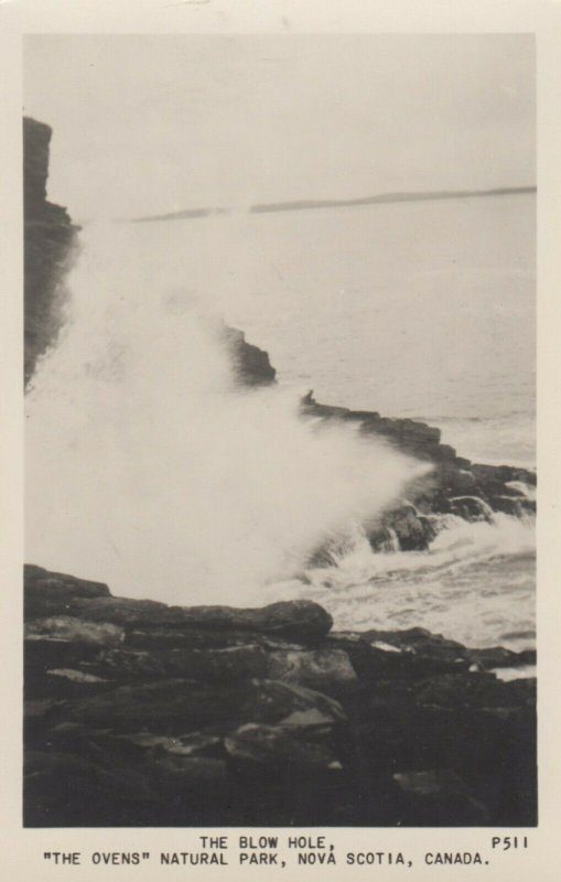 RP; OVENS Natural Park , Nova Scotia, Canada, 1920-30s ; The Blow Hole