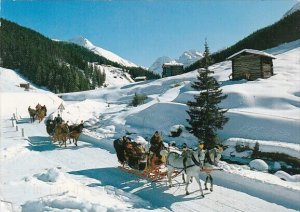 Switzerland Davos Schlittenfahrt Im Sertigtal