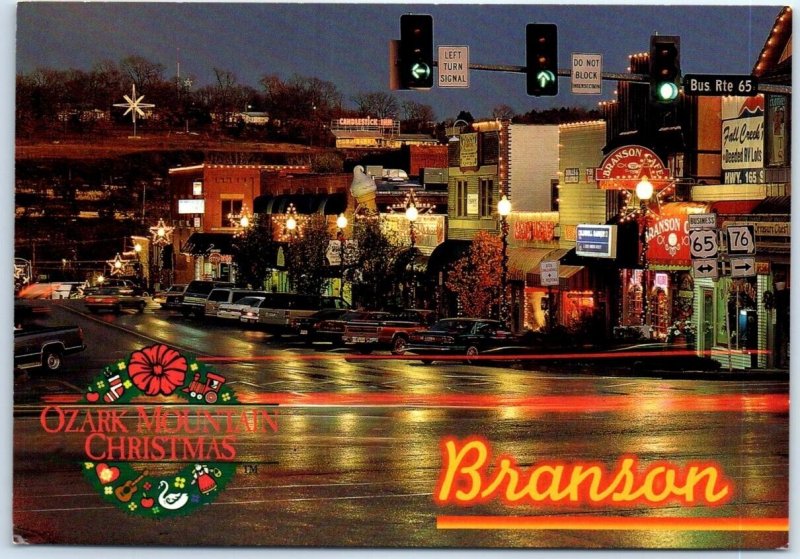 M-104233 Ozark Mountain Christmas Branson Missouri USA