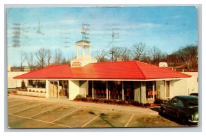 Vintage 1950's Postcard Howard Johnson's Restaurant