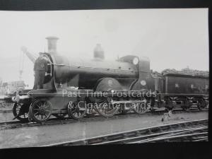 NBR Steam Loco No.1902 & Driver - North British Railway - RP Photocard