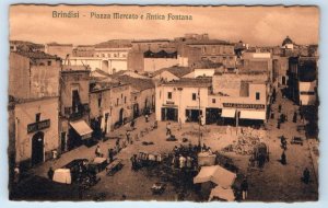 Brindisi  Piazza Mercato e Antica Fontana ITALY Postcard