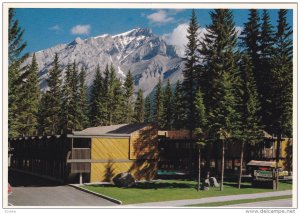 Charlton's Evergreen Court, BANFF, Alberta, Canada, 50-70's