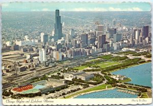 M-50843 Chicago Skyline and lakefront Marinas Illinois