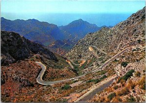 VINTAGE CONTINENTAL SIZE POSTCARD WINDING ROADS OF MAJORCA (MALLORCA) 1970s