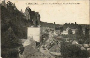 CPA CHATEAUDUN Le Chateau et Rue des Fouleries (1202146)