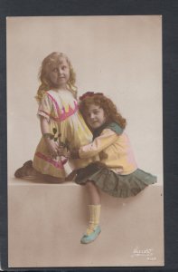 Children Postcard - Two Pretty Young Girls RS18883